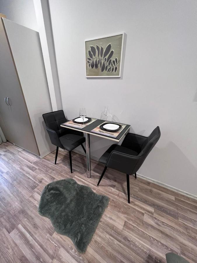 My Place 2 Varna Luaran gambar